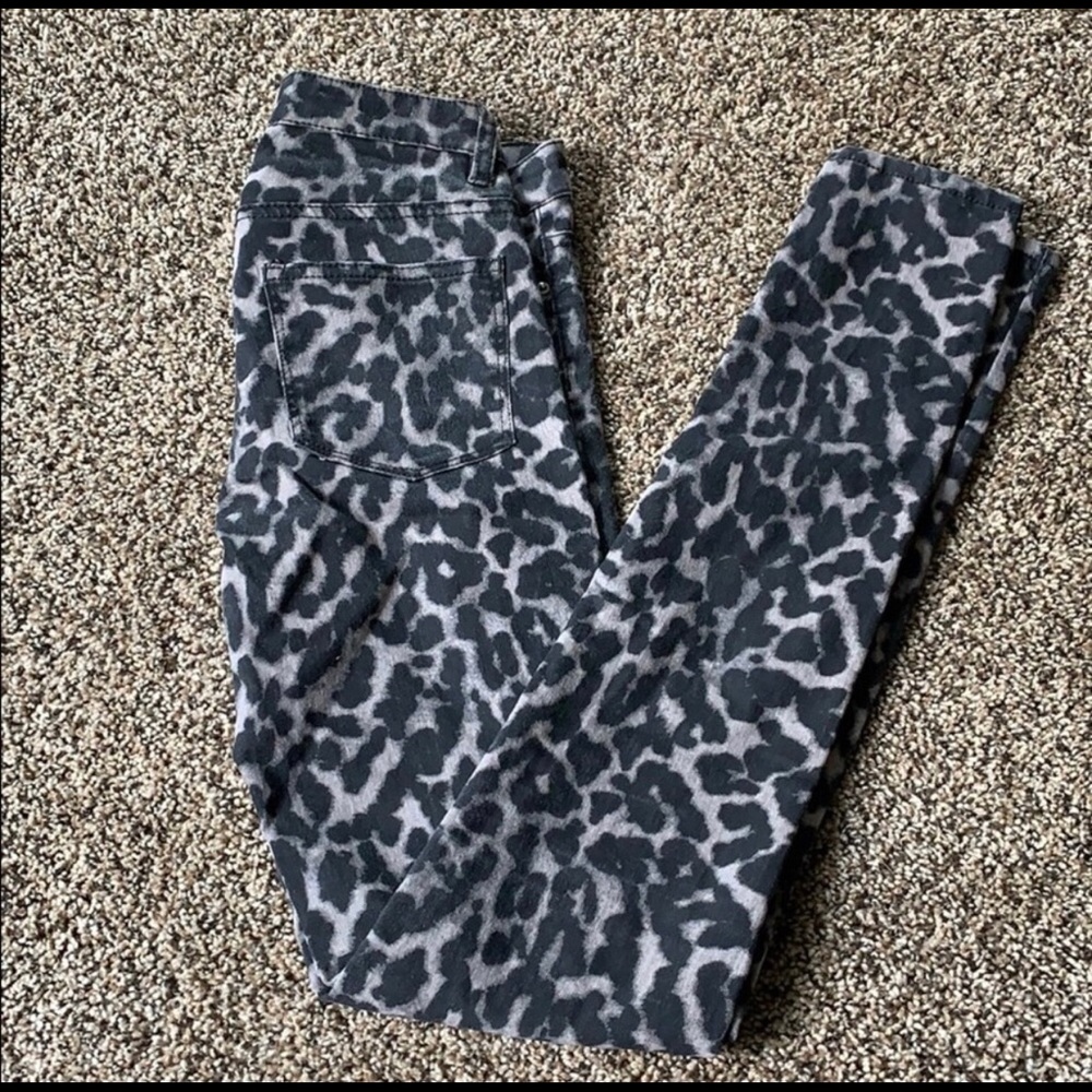 COPY - H&M cheetah print skinny jeans